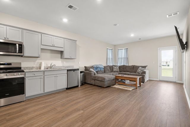 416 Bearskin Ct., Longs, SC 29568