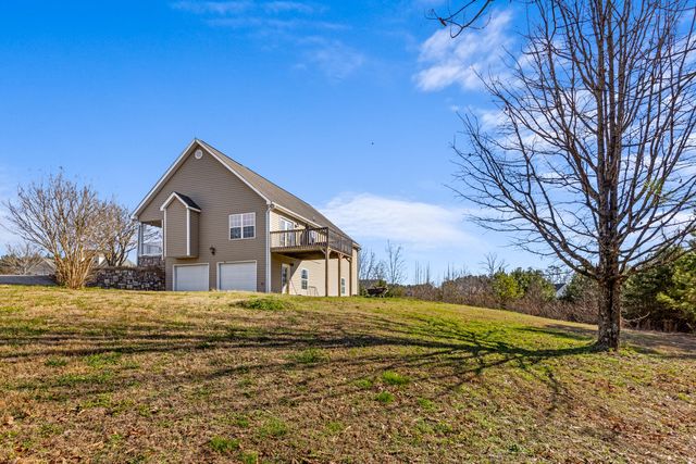 58 Oak Run, Rock Spring, GA 30739