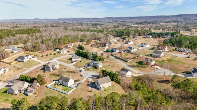 58 Oak Run, Rock Spring, GA 30739