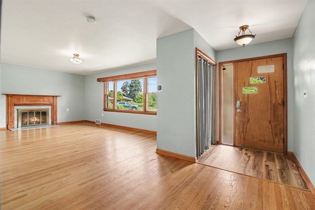 1234 Clague Street, Ann Arbor, MI 48103