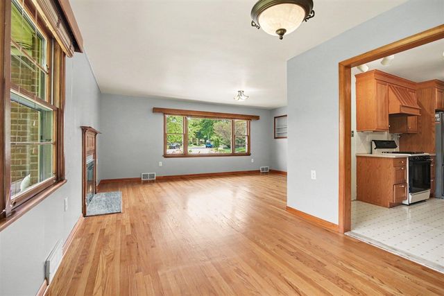 1234 Clague Street, Ann Arbor, MI 48103