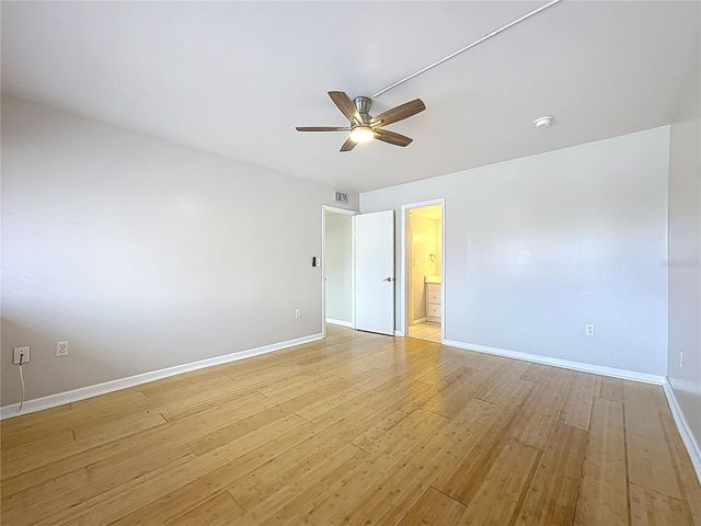 890 N VILLAGE DRIVE N 204, St Petersburg, FL 33716