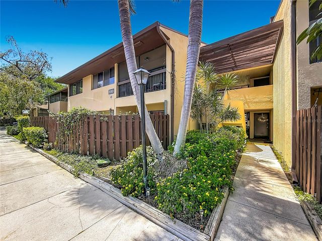 890 N VILLAGE DRIVE N 204, St Petersburg, FL 33716