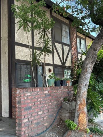 124 E Merrill, Rialto, CA 92376