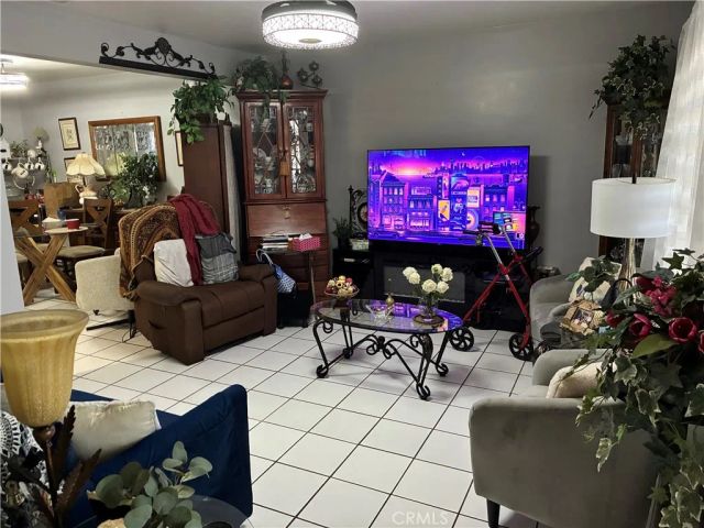 124 E Merrill, Rialto, CA 92376