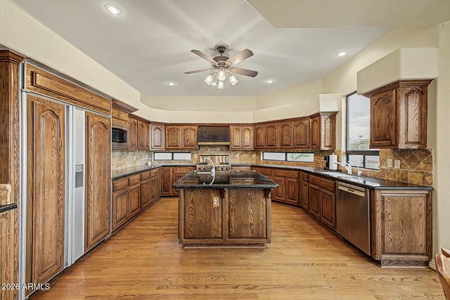 1748 E QUEEN PALM Drive, Gilbert, AZ 85234