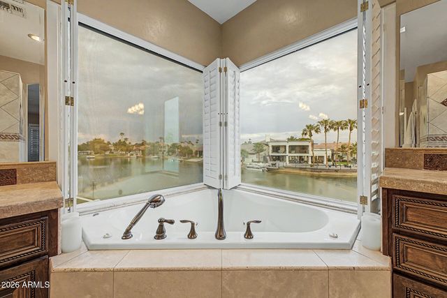 1748 E QUEEN PALM Drive, Gilbert, AZ 85234