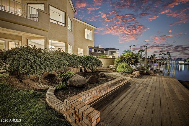 1748 E QUEEN PALM Drive, Gilbert, AZ 85234