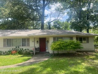 305 Francis Street, Jackson, MS 39206