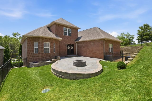 932 Century Oak Dr, Nashville, TN 37211