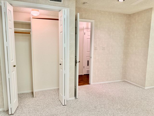 1674 W Bullard Avenue, Fresno, CA 93711