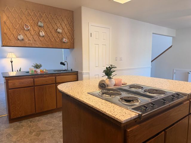 1674 W Bullard Avenue, Fresno, CA 93711