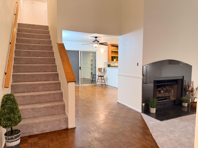 1674 W Bullard Avenue, Fresno, CA 93711