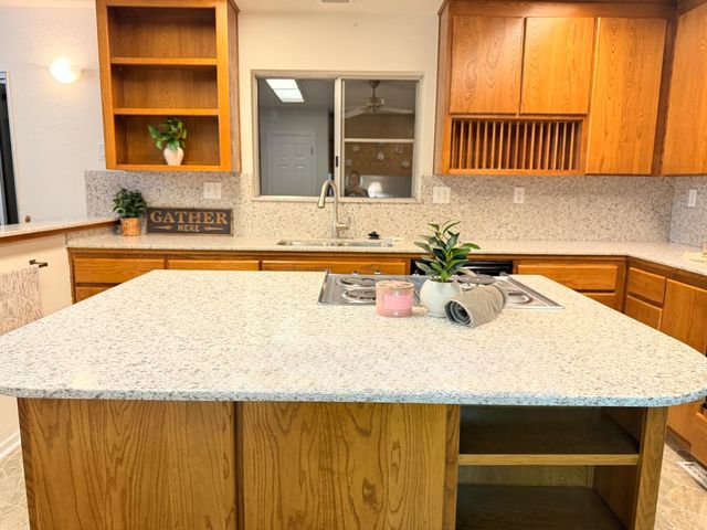 1674 W Bullard Avenue, Fresno, CA 93711