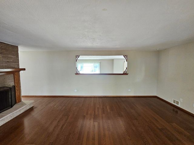 1604 LOS ARBOLES Avenue NW, Albuquerque, NM 87107