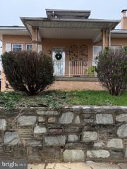 1332 DISSTON ST, Philadelphia, PA 19111