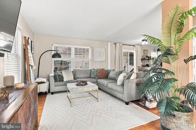 137 TRADEWINDS DR, Mount Royal, NJ 08061