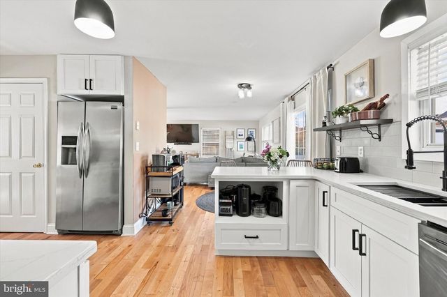 137 TRADEWINDS DR, Mount Royal, NJ 08061