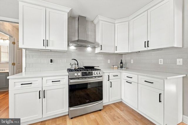 137 TRADEWINDS DR, Mount Royal, NJ 08061