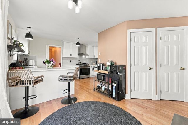 137 TRADEWINDS DR, Mount Royal, NJ 08061