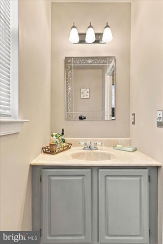 137 TRADEWINDS DR, Mount Royal, NJ 08061