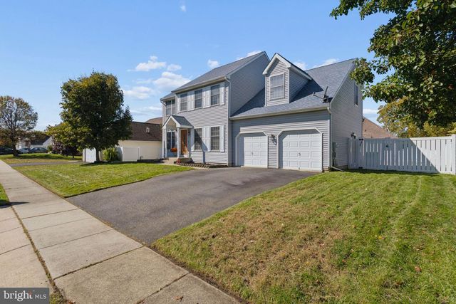 137 TRADEWINDS DR, Mount Royal, NJ 08061