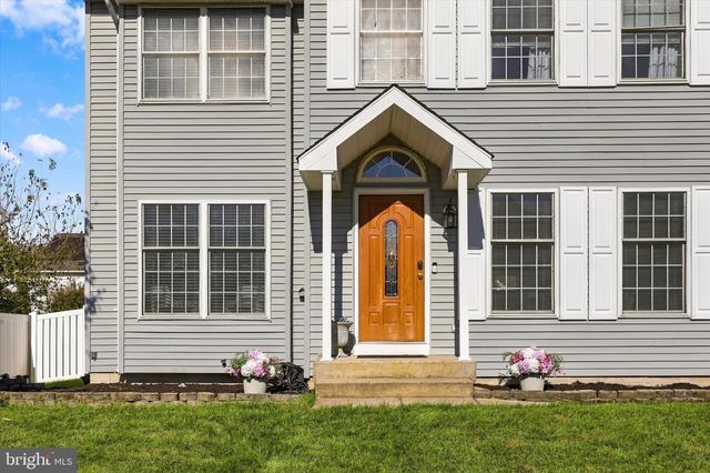 137 TRADEWINDS DR, Mount Royal, NJ 08061