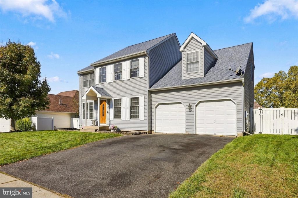137 TRADEWINDS DR, MOUNT ROYAL, NJ 08061 — photo 2