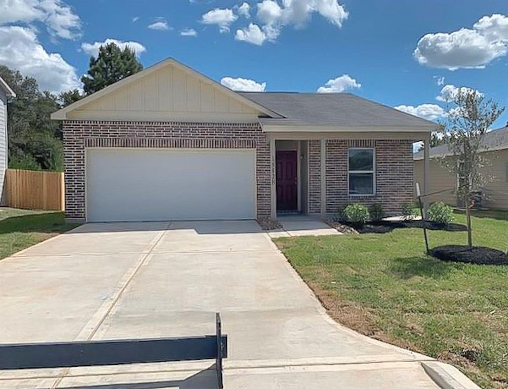 15528 Briar Forest Drive, Conroe, TX 77306