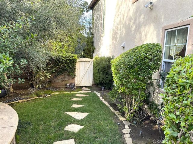 2 Honeydew, Irvine, CA 92603