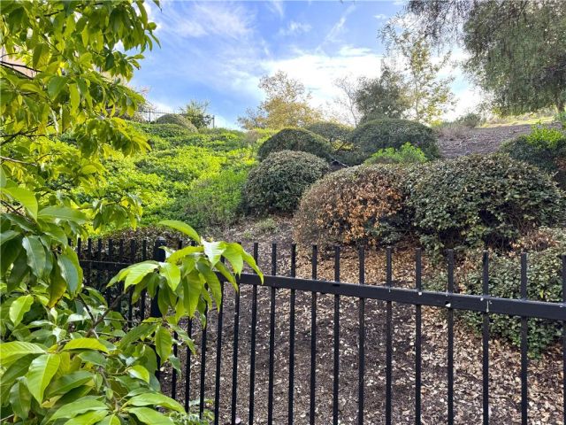 2 Honeydew, Irvine, CA 92603