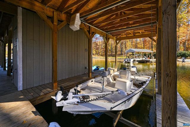 15 WOLFTRAP CT, Bumpass, VA 23024