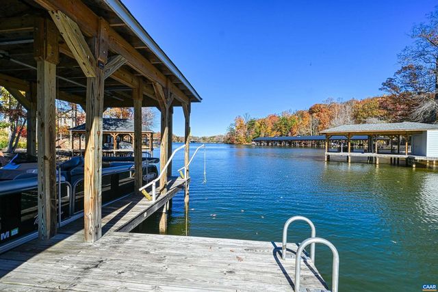 15 WOLFTRAP CT, Bumpass, VA 23024