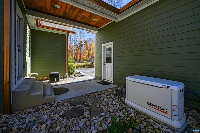 15 WOLFTRAP CT, Bumpass, VA 23024