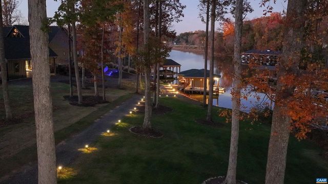 15 WOLFTRAP CT, Bumpass, VA 23024