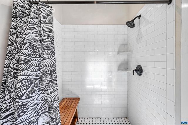 15 WOLFTRAP CT, Bumpass, VA 23024