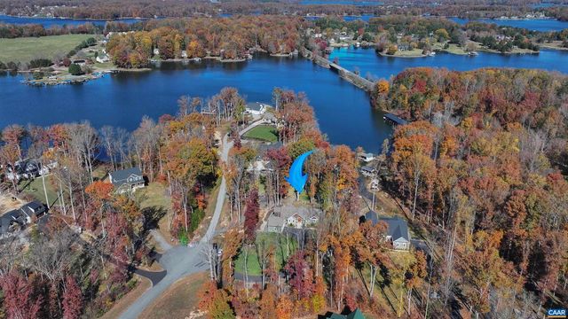 15 WOLFTRAP CT, Bumpass, VA 23024