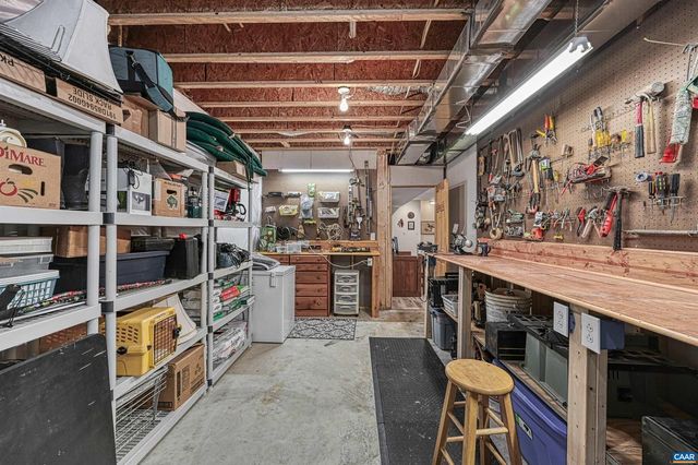 15 WOLFTRAP CT, Bumpass, VA 23024