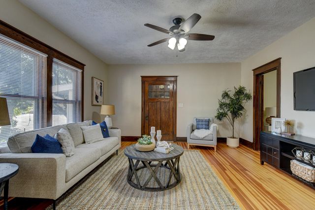 1510 MCPHERSON Avenue, Council Bluffs, IA 51503