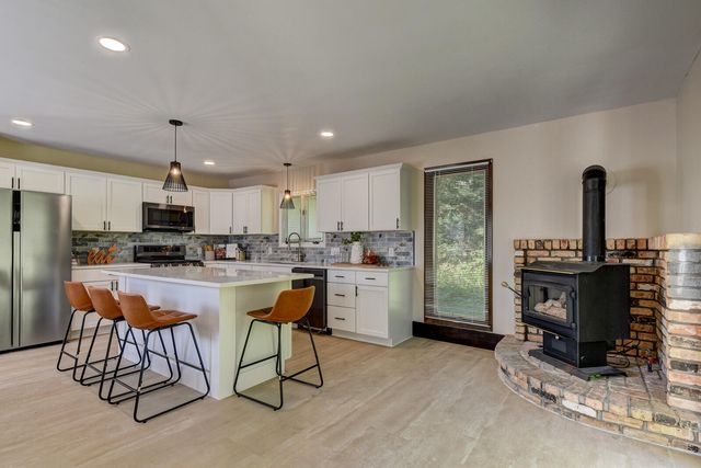 1510 MCPHERSON Avenue, Council Bluffs, IA 51503