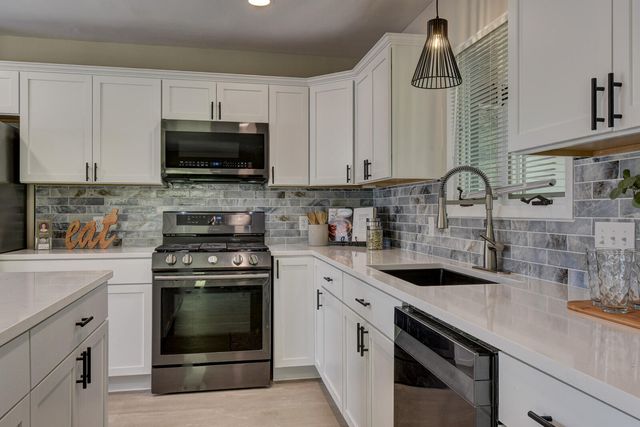 1510 MCPHERSON Avenue, Council Bluffs, IA 51503