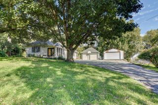 1510 MCPHERSON Avenue, Council Bluffs, IA 51503