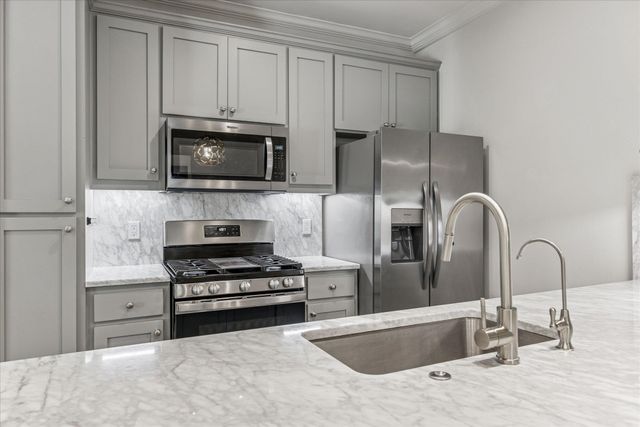 3303 Pecos ST B, Austin, TX 78703