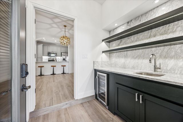 3303 Pecos ST B, Austin, TX 78703