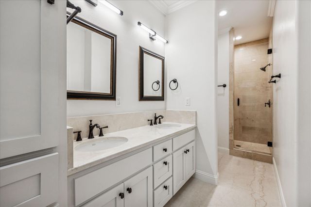 3303 Pecos ST B, Austin, TX 78703