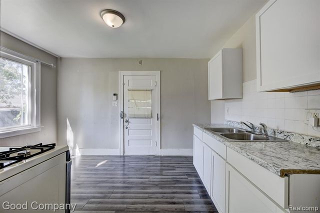 17149 New York Street, Detroit, MI 48224