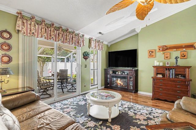4331 Baldwin Ave, Little River, SC 29566