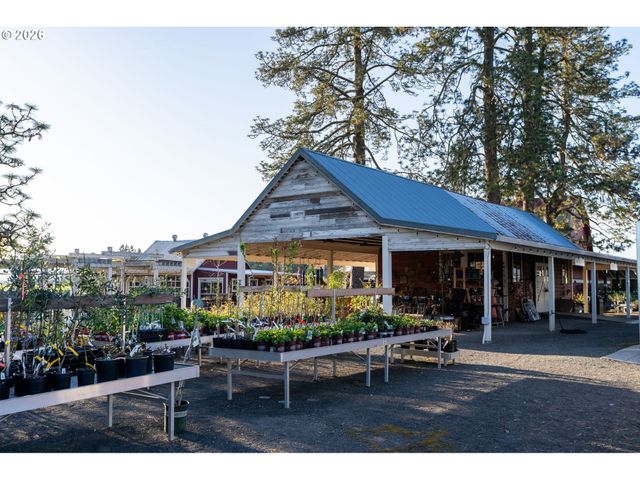 7601 Nw Milne Road- Rd, Cornelius, OR 97113