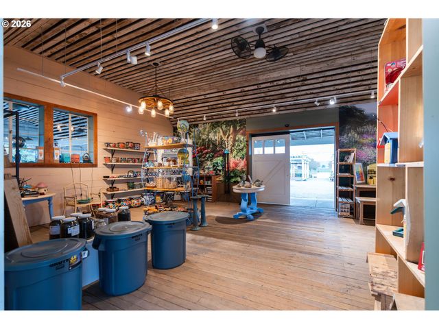 7601 Nw Milne Road- Rd, Cornelius, OR 97113