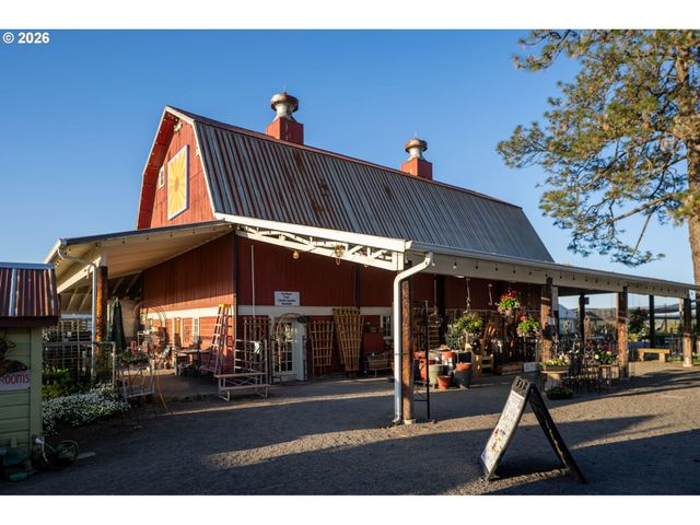 7601 Nw Milne Road- Rd, Cornelius, OR 97113